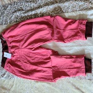 Nike XXL Icon Clash Easy Fleece Joggers - Inseam 29"-31" ; Waist 23" when stretc